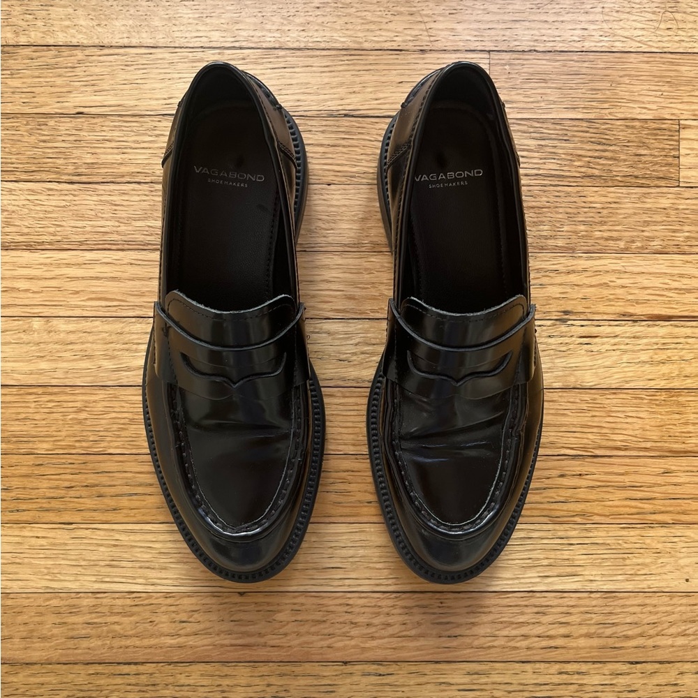Vagabond Women’s Black Loafers